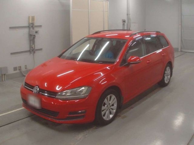 25105 Volkswagen Golf variant AUCJZ 2014 г. (CAA Tokyo)